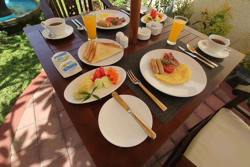 Frangipani Homestay Νούσα Ντούα Bed and Breakfast