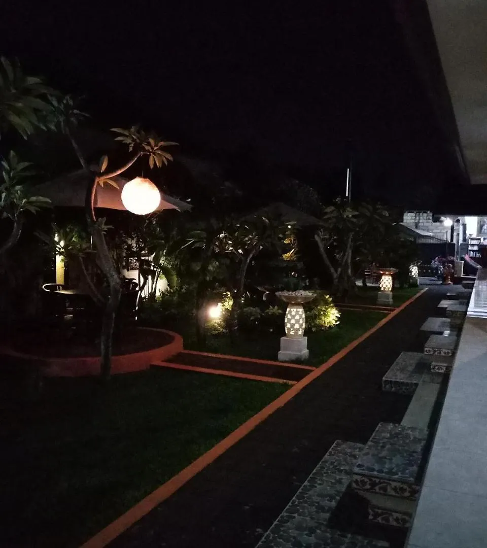 Frangipani Homestay Nusa Dua  Bed & Breakfast